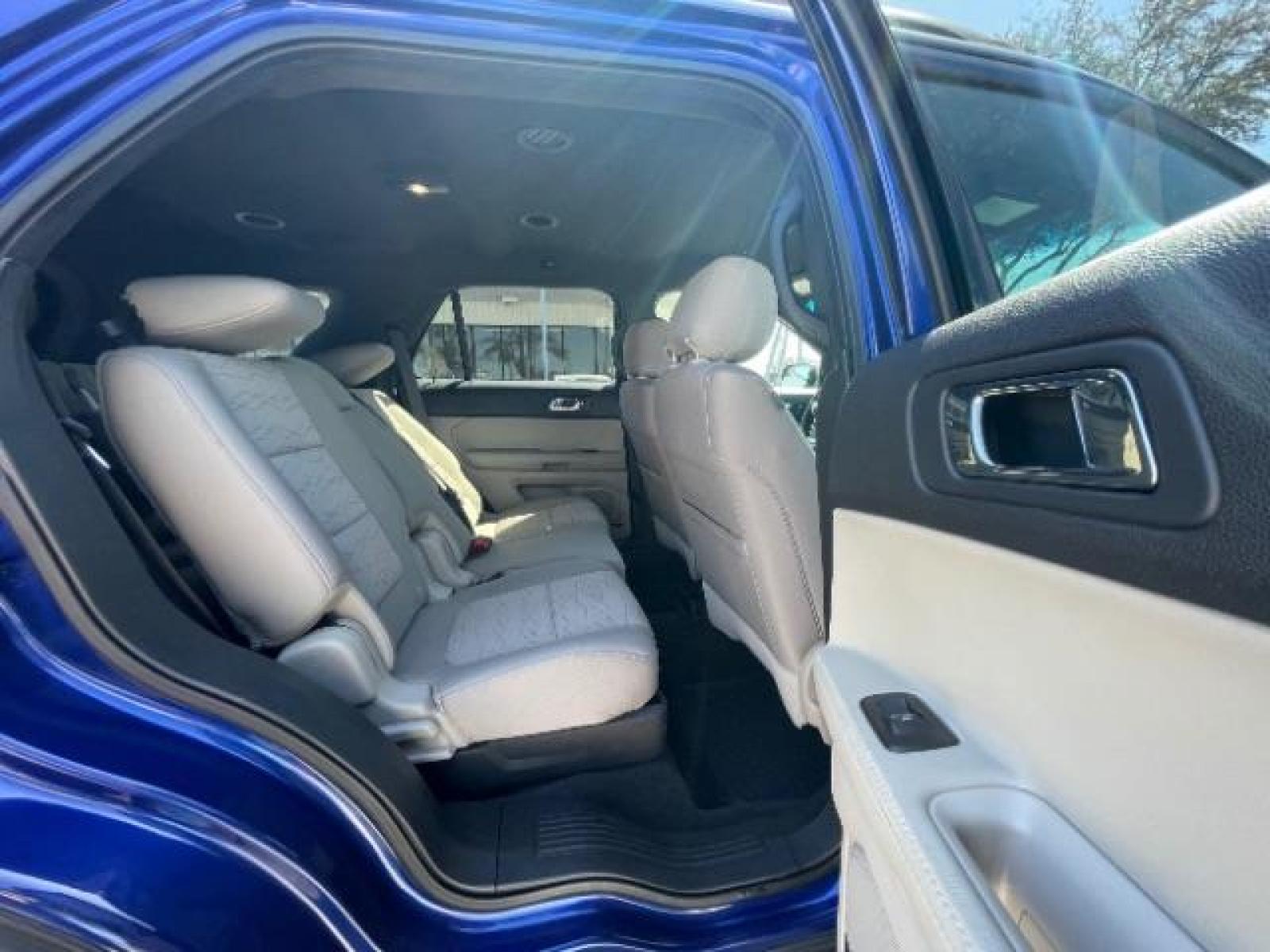 2015 Deep Impact Blue Metallic Ford Explorer Base 4WD (1FM5K8B82FG) with an 3.5L V6 DOHC 24V engine, 6-Speed Automatic transmission, located at 12182 Garland Rd, Dallas, TX, 75218, (214) 521-2040, 0.000000, 0.000000 - Photo #11