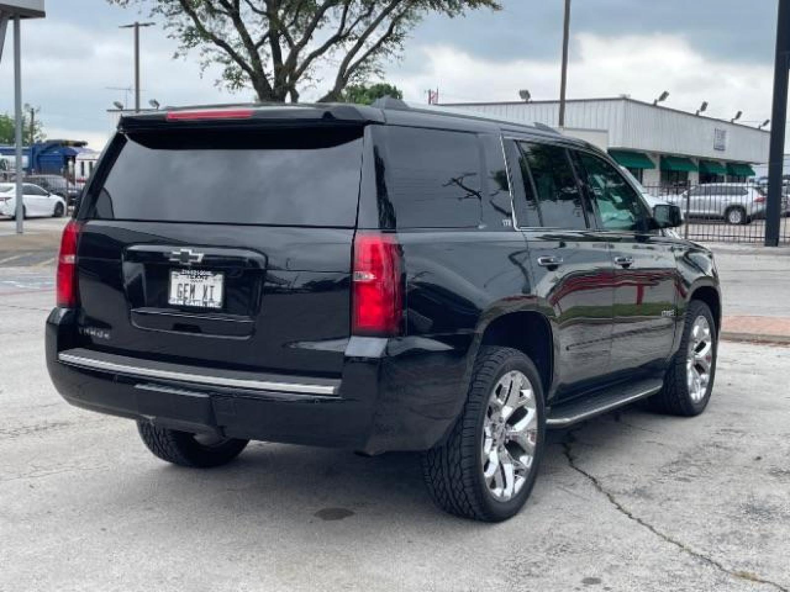 2016 Black Chevrolet Tahoe LTZ 2WD (1GNSCCKC2GR) with an 5.3L V8 OHV 16V engine, 6-Speed Automatic transmission, located at 12182 Garland Rd, Dallas, TX, 75218, (214) 521-2040, 0.000000, 0.000000 - Photo #9