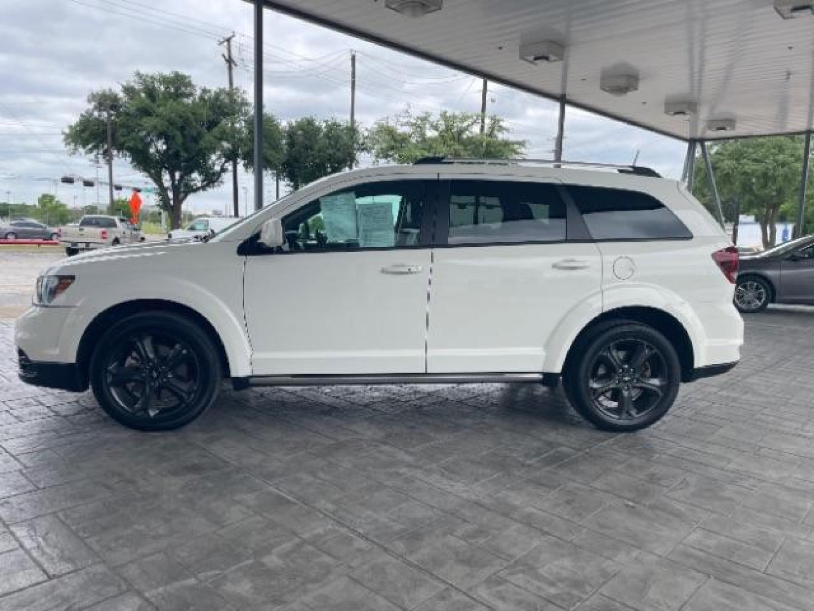 2019 Vice White Dodge Journey Crossroad FWD (3C4PDCGB1KT) with an 2.4L L4 DOHC 16V engine, 4-Speed Automatic transmission, located at 12182 Garland Rd, Dallas, TX, 75218, (214) 521-2040, 0.000000, 0.000000 - Photo #3