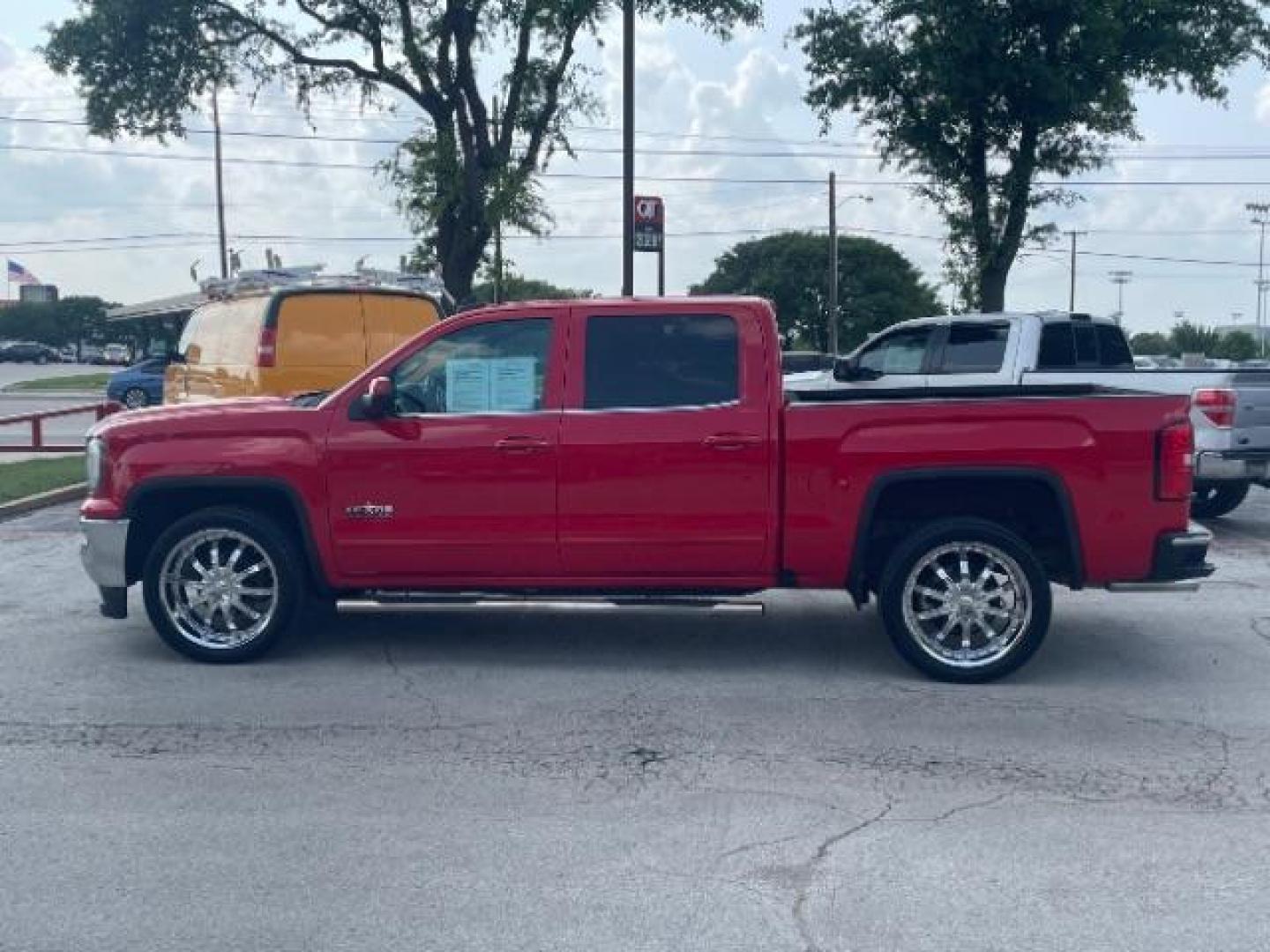 2016 Cardinal Red GMC Sierra 1500 SLE Crew Cab Short Box 2WD (3GTP1MEC2GG) with an 5.3L V8 OHV 16V engine, 6-Speed Automatic transmission, located at 12182 Garland Rd, Dallas, TX, 75218, (214) 521-2040, 0.000000, 0.000000 - Photo#7