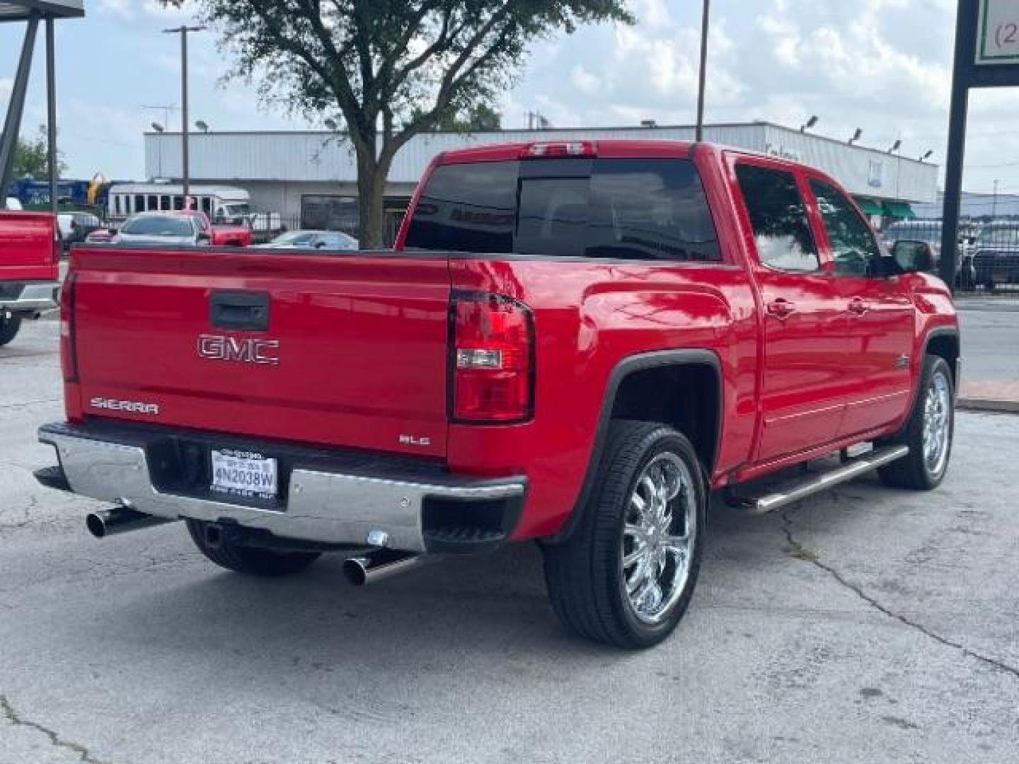 2016 Cardinal Red GMC Sierra 1500 SLE Crew Cab Short Box 2WD (3GTP1MEC2GG) with an 5.3L V8 OHV 16V engine, 6-Speed Automatic transmission, located at 12182 Garland Rd, Dallas, TX, 75218, (214) 521-2040, 0.000000, 0.000000 - Photo#4