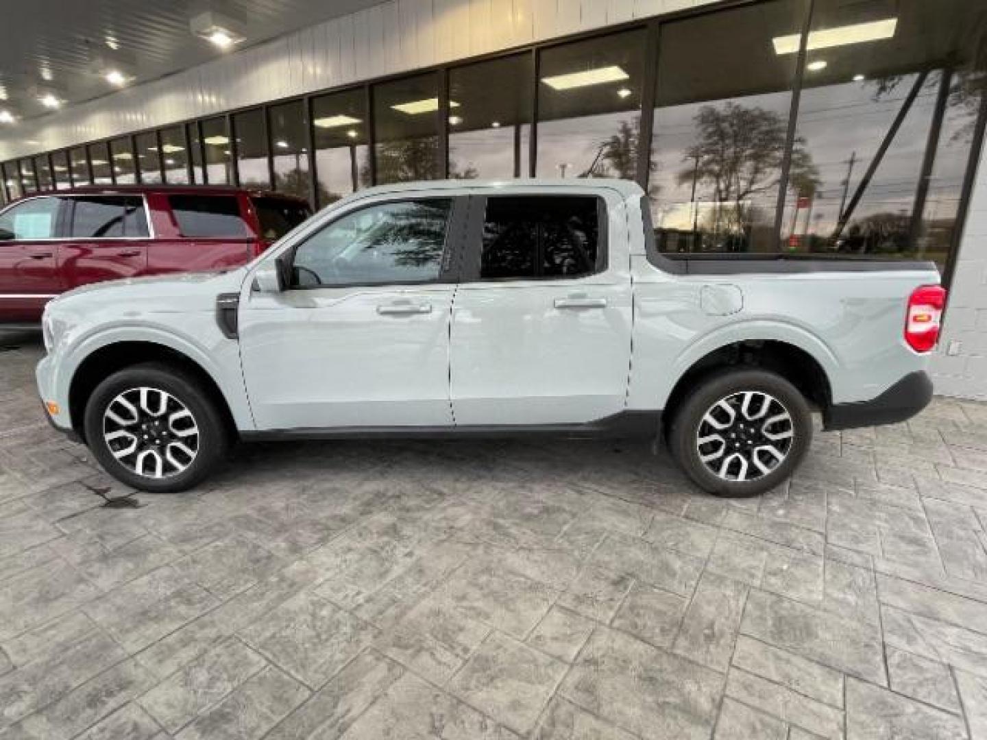 2022 Carbonized Gray Metallic Ford Maverick Lariat (3FTTW8E30NR) with an 2.5L L4 DOHC 16V engine, Continuously Variable Transmission transmission, located at 12182 Garland Rd, Dallas, TX, 75218, (214) 521-2040, 0.000000, 0.000000 - Photo#3