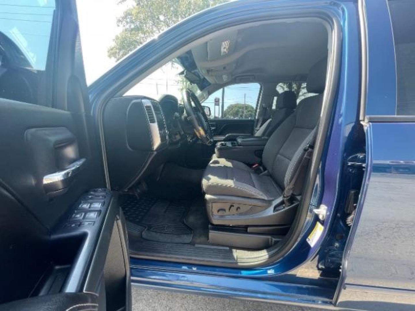 2016 Deep Ocean Blue Meta Chevrolet Silverado 1500 LT Crew Cab 2WD (3GCPCREC8GG) with an 5.3L V8 OHV 16V engine, 6-Speed Automatic transmission, located at 12182 Garland Rd, Dallas, TX, 75218, (214) 521-2040, 0.000000, 0.000000 - Photo#15