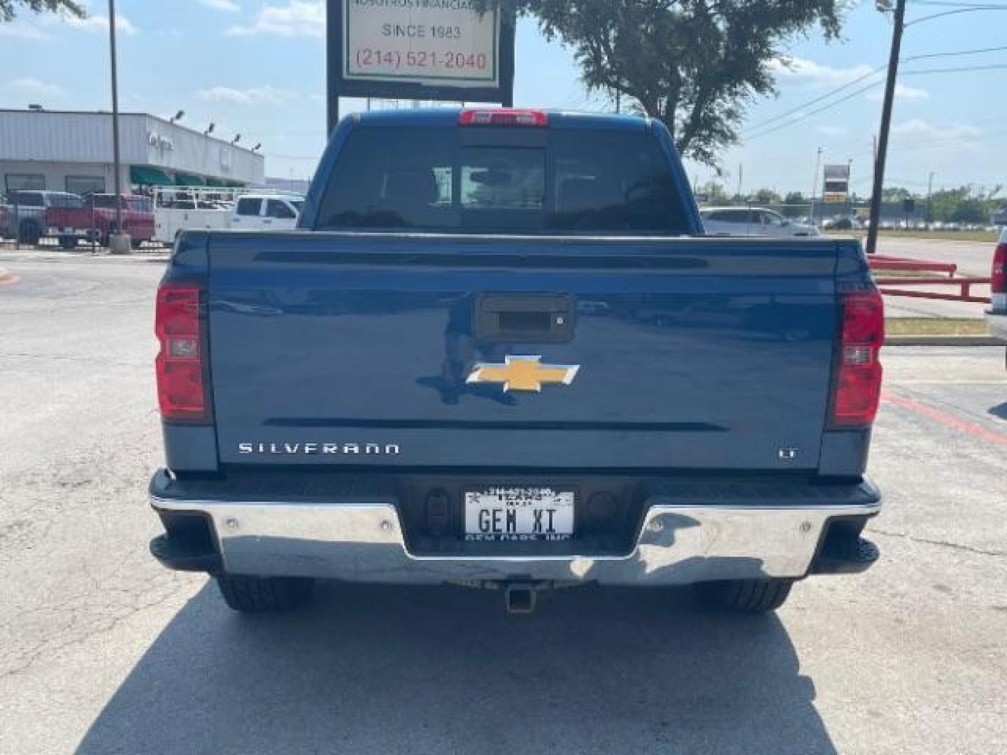 2016 Deep Ocean Blue Meta Chevrolet Silverado 1500 LT Crew Cab 2WD (3GCPCREC8GG) with an 5.3L V8 OHV 16V engine, 6-Speed Automatic transmission, located at 12182 Garland Rd, Dallas, TX, 75218, (214) 521-2040, 0.000000, 0.000000 - Photo#3