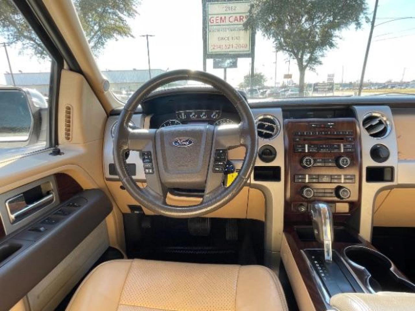 2012 Oxford White Ford F-150 Lariat SuperCrew 5.5 (1FTFW1CF4CF) with an 5.0L V8 engine, 6-Speed Automatic transmission, located at 12182 Garland Rd, Dallas, TX, 75218, (214) 521-2040, 0.000000, 0.000000 - Photo#11