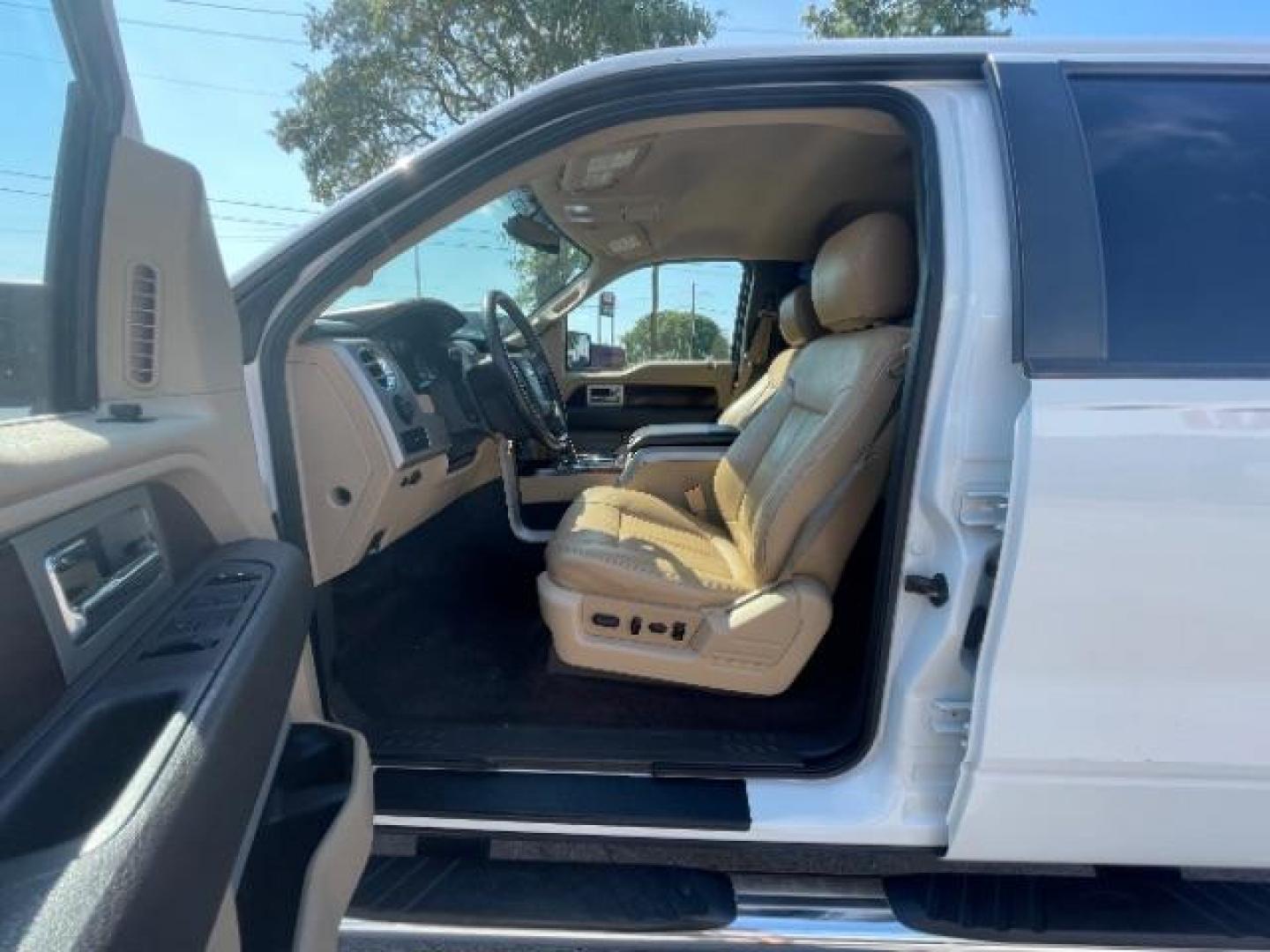 2012 Oxford White Ford F-150 Lariat SuperCrew 5.5 (1FTFW1CF4CF) with an 5.0L V8 engine, 6-Speed Automatic transmission, located at 12182 Garland Rd, Dallas, TX, 75218, (214) 521-2040, 0.000000, 0.000000 - Photo#13