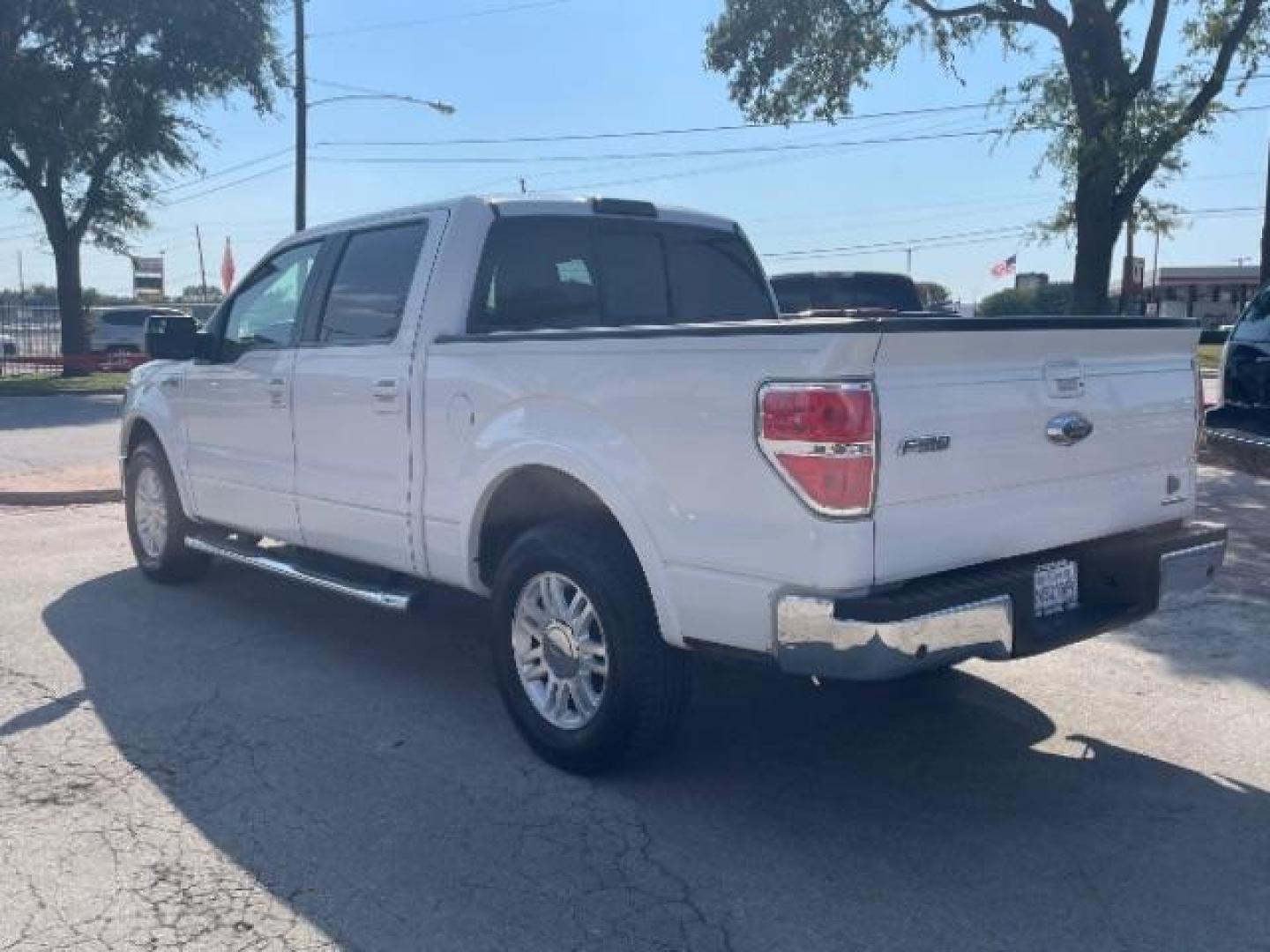 2012 Oxford White Ford F-150 Lariat SuperCrew 5.5 (1FTFW1CF4CF) with an 5.0L V8 engine, 6-Speed Automatic transmission, located at 12182 Garland Rd, Dallas, TX, 75218, (214) 521-2040, 0.000000, 0.000000 - Photo#2