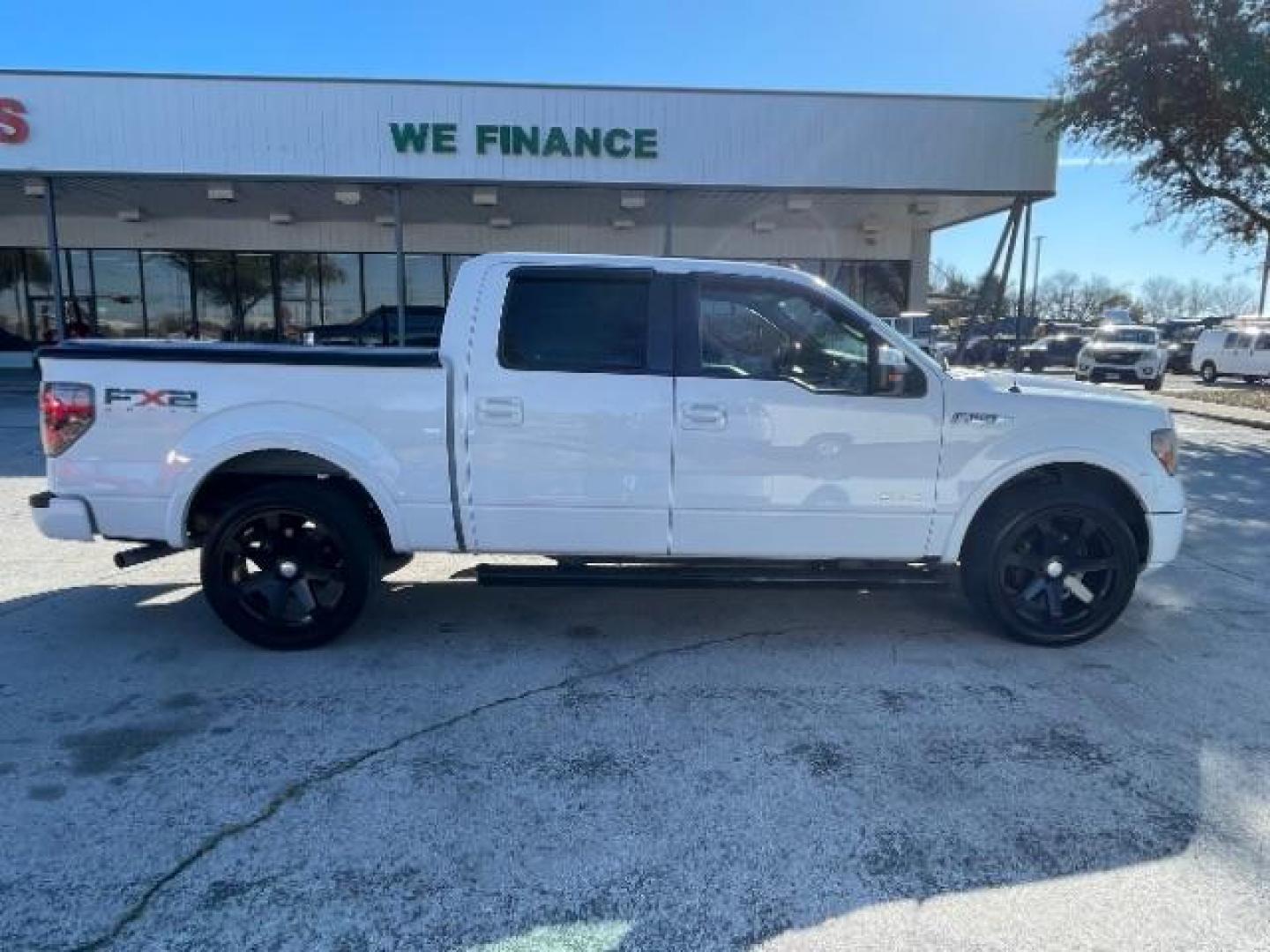 2011 Oxford White Ford F-150 FX2 SuperCrew 5.5-ft (1FTFW1CT7BK) with an 3.5L V6 TURBO engine, 6-Speed Automatic transmission, located at 12182 Garland Rd, Dallas, TX, 75218, (214) 521-2040, 0.000000, 0.000000 - Photo#7