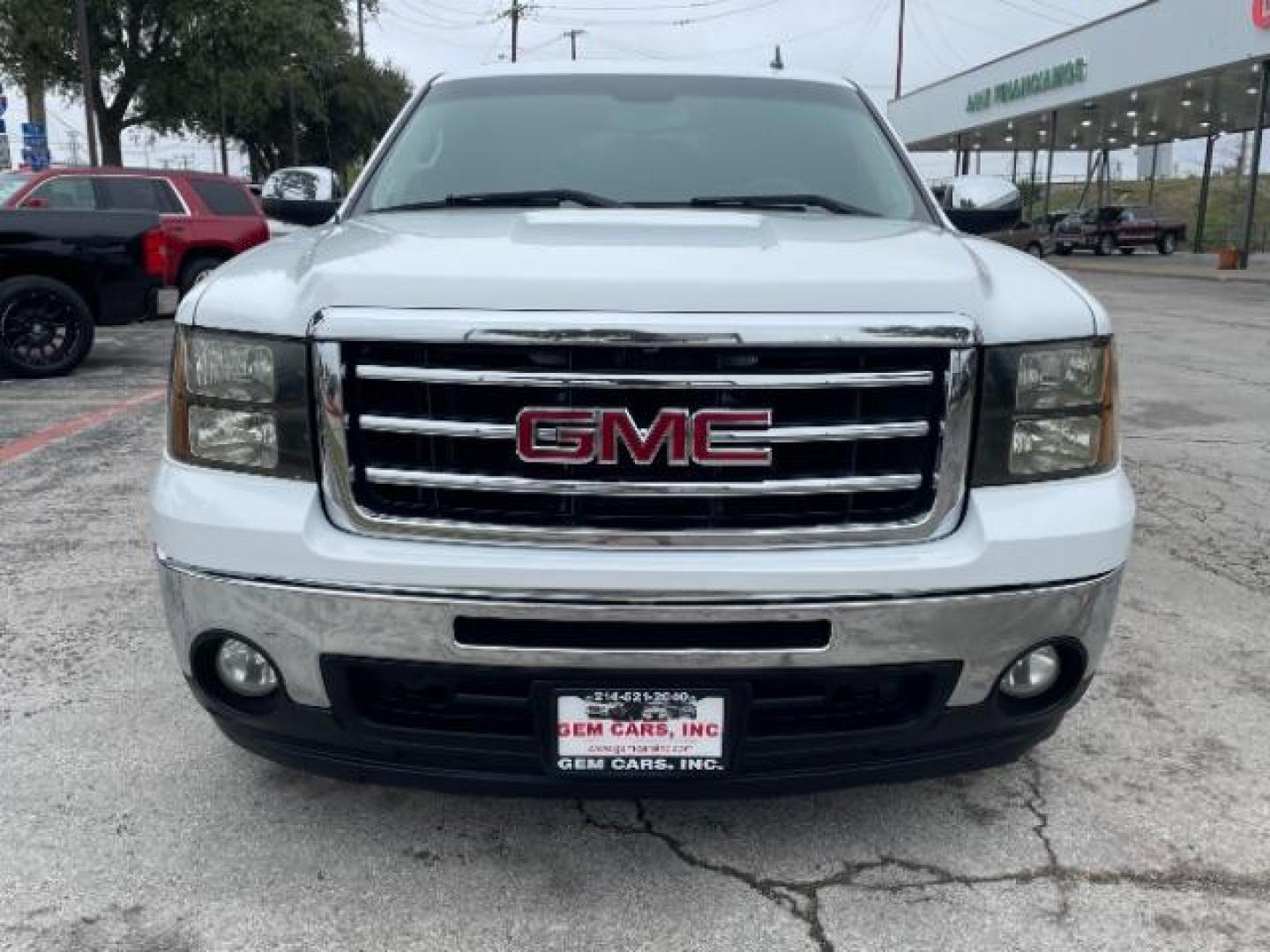 2012 Summit White GMC Sierra 1500 SLE Crew Cab 2WD (3GTP1VE06CG) with an 5.3L V8 OHV 16V FFV engine, 6-Speed Automatic transmission, located at 12182 Garland Rd, Dallas, TX, 75218, (214) 521-2040, 0.000000, 0.000000 - Photo#1