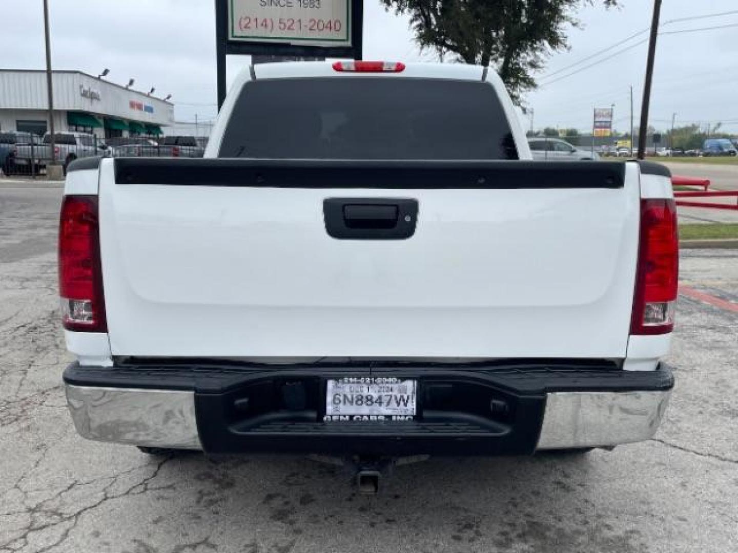 2012 Summit White GMC Sierra 1500 SLE Crew Cab 2WD (3GTP1VE06CG) with an 5.3L V8 OHV 16V FFV engine, 6-Speed Automatic transmission, located at 12182 Garland Rd, Dallas, TX, 75218, (214) 521-2040, 0.000000, 0.000000 - Photo#6