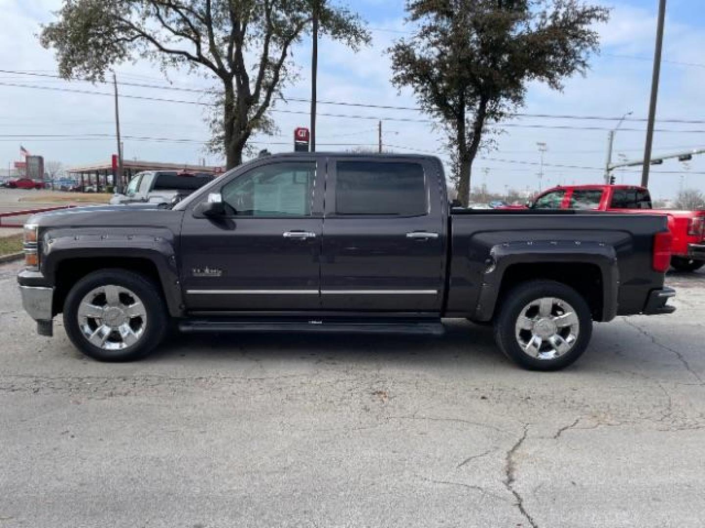 2014 Tungsten Metallic /Jet Black Chevrolet Silverado 1500 1LZ Crew Cab 2WD (3GCPCSEC1EG) with an 5.3L V8 OHV 16V engine, 6-Speed Automatic transmission, located at 12182 Garland Rd, Dallas, TX, 75218, (214) 521-2040, 0.000000, 0.000000 - Photo#2