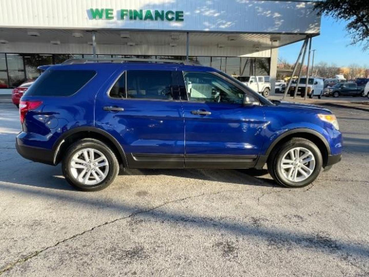 2015 Deep Impact Blue Met Ford Explorer Base 4WD (1FM5K8B82FG) with an 3.5L V6 DOHC 24V engine, 6-Speed Automatic transmission, located at 12182 Garland Rd, Dallas, TX, 75218, (214) 521-2040, 0.000000, 0.000000 - Photo#7