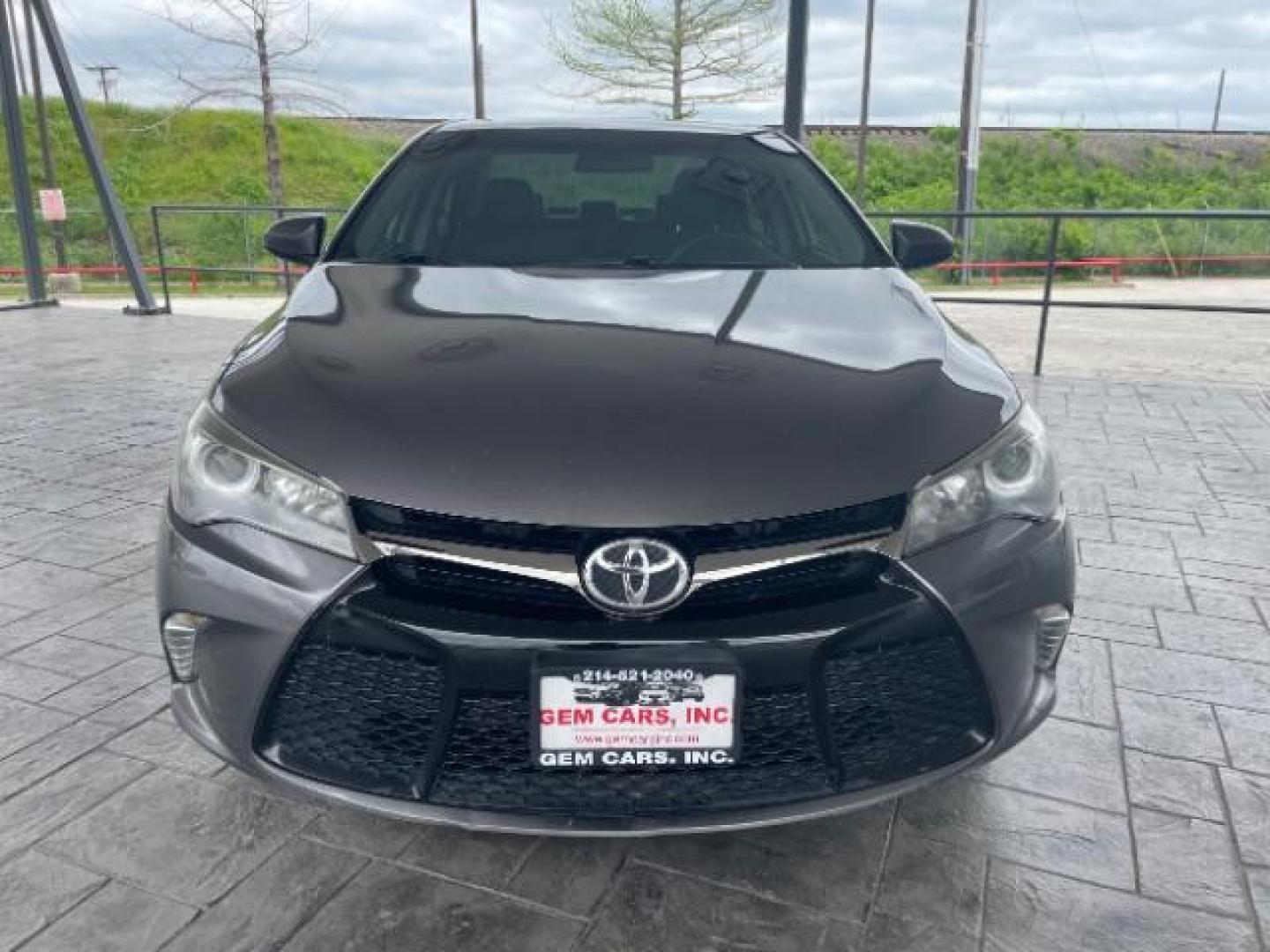 2017 Cosmic Gray Mica Toyota Camry SE (4T1BF1FK8HU) with an 2.5L L4 DOHC 16V engine, 6-Speed Automatic transmission, located at 12182 Garland Rd, Dallas, TX, 75218, (214) 521-2040, 0.000000, 0.000000 - Photo#3