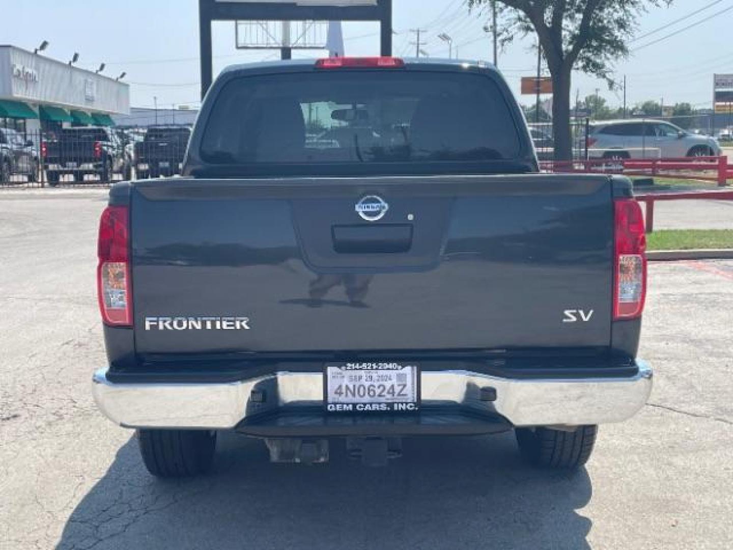 2013 Gray Nissan Frontier SV (1N6AD0ER0DN) , located at 12182 Garland Rd, Dallas, TX, 75218, (214) 521-2040, 0.000000, 0.000000 - Photo#5