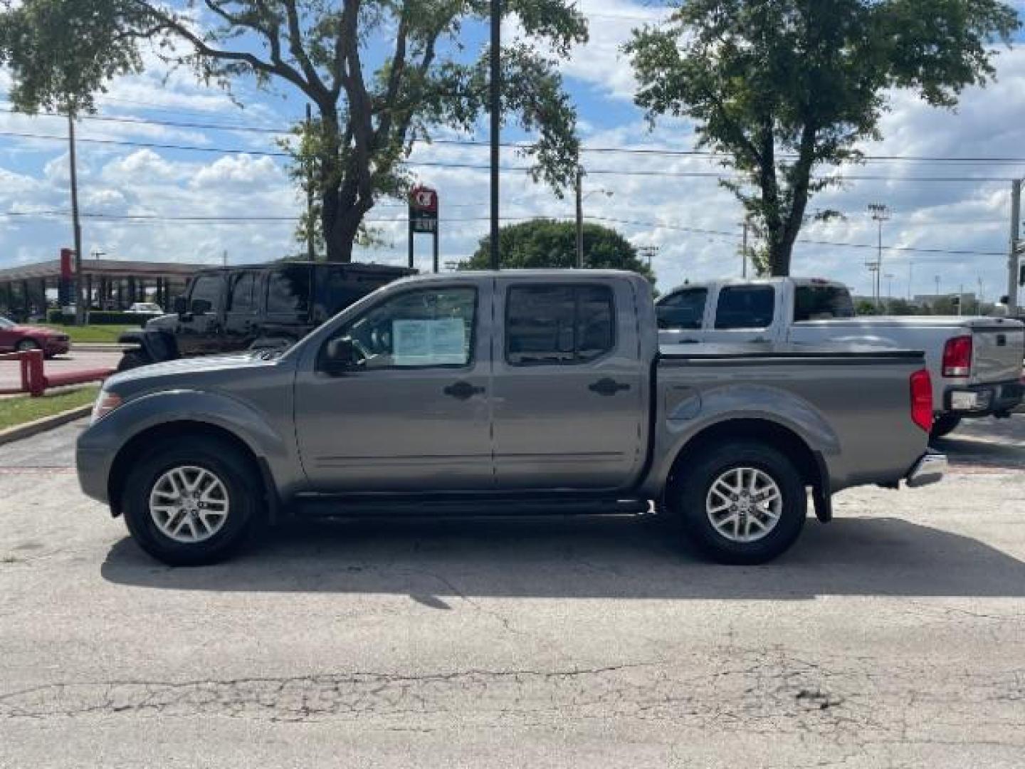 2016 Gray Nissan Frontier SV (1N6AD0ER2GN) , located at 12182 Garland Rd, Dallas, TX, 75218, (214) 521-2040, 0.000000, 0.000000 - Photo#3