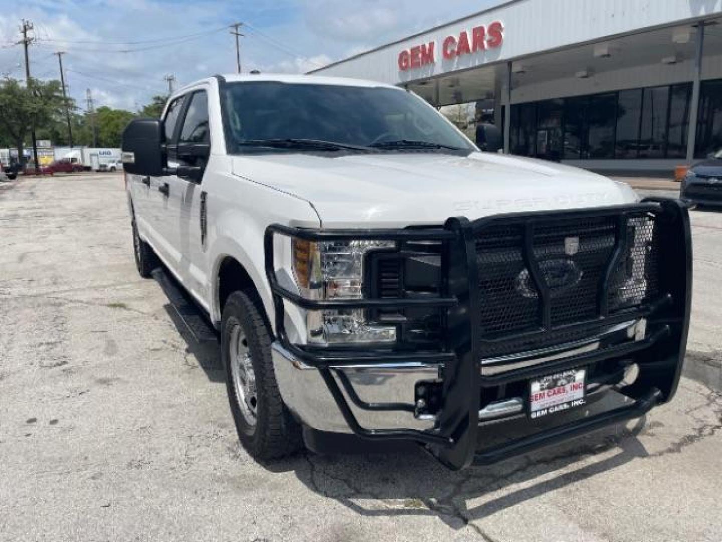 2019 Oxford White Ford F-250 SD XL Crew Cab Long Bed 2WD (1FT7W2A61KE) with an 6.2L V8 OHV 16V engine, 6-Speed Automatic transmission, located at 12182 Garland Rd, Dallas, TX, 75218, (214) 521-2040, 0.000000, 0.000000 - Photo#0