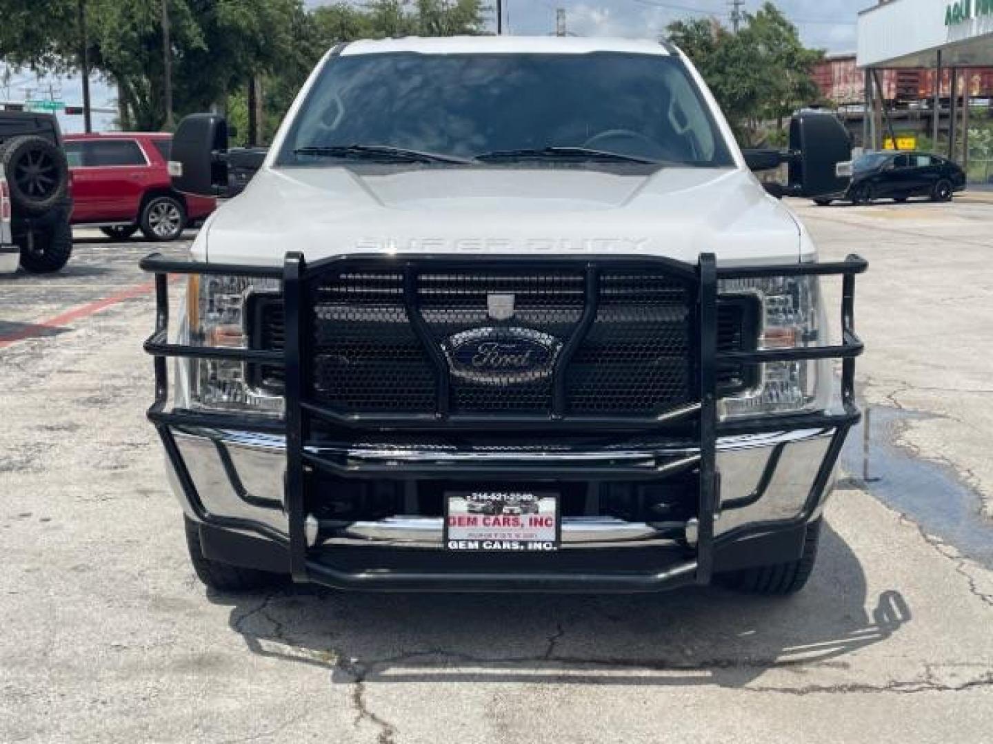 2019 Oxford White Ford F-250 SD XL Crew Cab Long Bed 2WD (1FT7W2A61KE) with an 6.2L V8 OHV 16V engine, 6-Speed Automatic transmission, located at 12182 Garland Rd, Dallas, TX, 75218, (214) 521-2040, 0.000000, 0.000000 - Photo#2