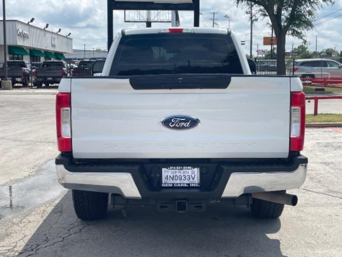 2019 Oxford White Ford F-250 SD XL Crew Cab Long Bed 2WD (1FT7W2A61KE) with an 6.2L V8 OHV 16V engine, 6-Speed Automatic transmission, located at 12182 Garland Rd, Dallas, TX, 75218, (214) 521-2040, 0.000000, 0.000000 - Photo#3