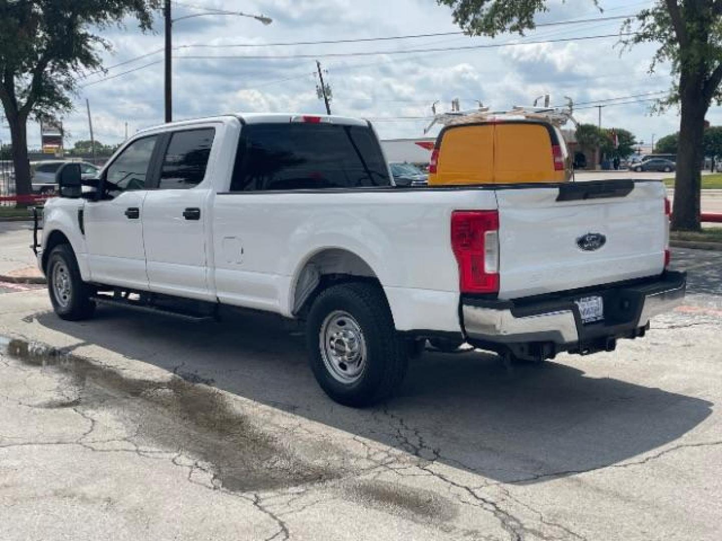 2019 Oxford White Ford F-250 SD XL Crew Cab Long Bed 2WD (1FT7W2A61KE) with an 6.2L V8 OHV 16V engine, 6-Speed Automatic transmission, located at 12182 Garland Rd, Dallas, TX, 75218, (214) 521-2040, 0.000000, 0.000000 - Photo#4