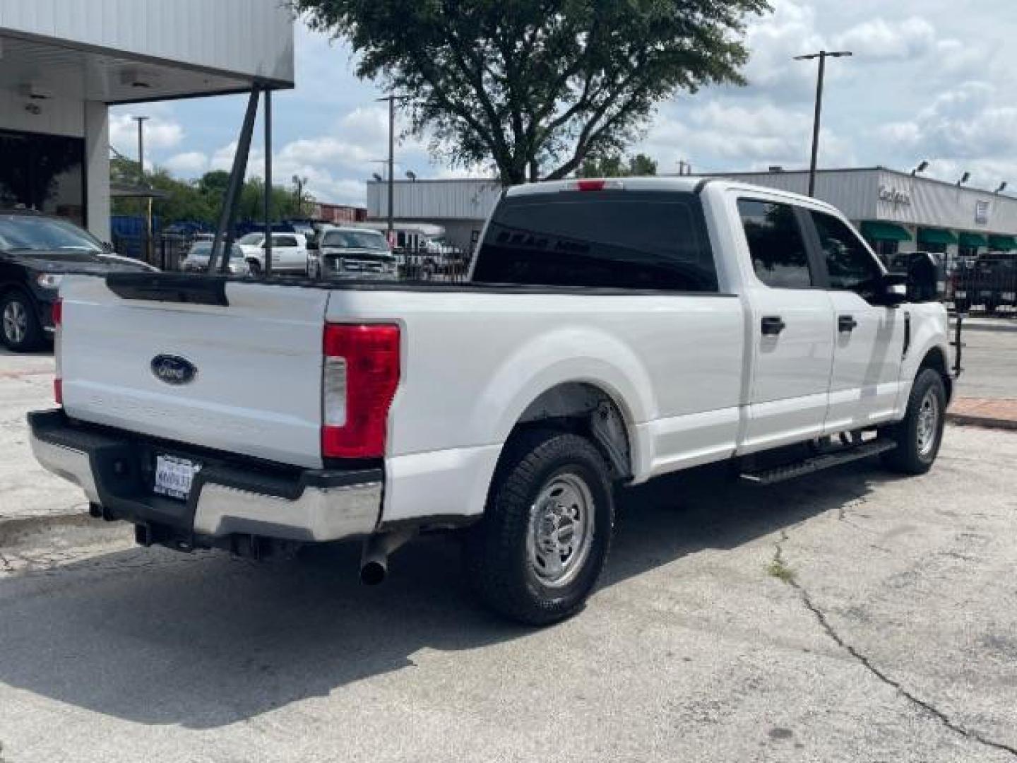 2019 Oxford White Ford F-250 SD XL Crew Cab Long Bed 2WD (1FT7W2A61KE) with an 6.2L V8 OHV 16V engine, 6-Speed Automatic transmission, located at 12182 Garland Rd, Dallas, TX, 75218, (214) 521-2040, 0.000000, 0.000000 - Photo#8