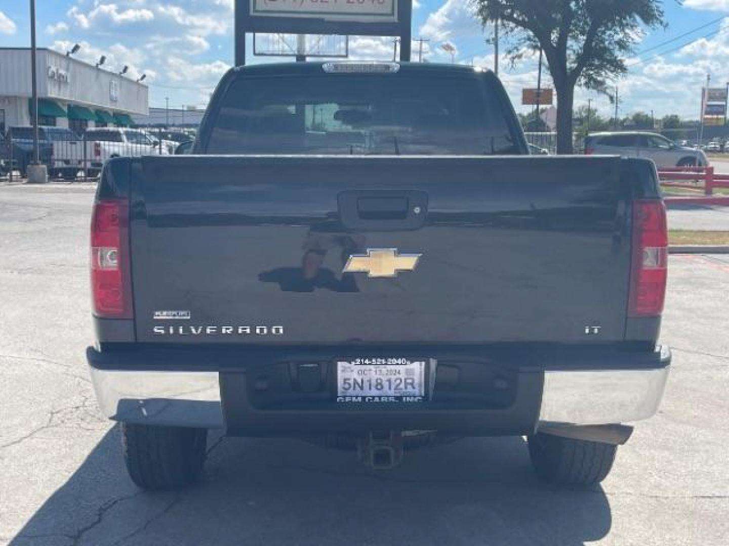 2007 Black Chevrolet Silverado 1500 LT1 Ext. Cab Short Box 2WD (2GCEC190371) with an 5.3L V8 OHV 16V FFV engine, 4-Speed Automatic transmission, located at 12182 Garland Rd, Dallas, TX, 75218, (214) 521-2040, 0.000000, 0.000000 - Photo#5