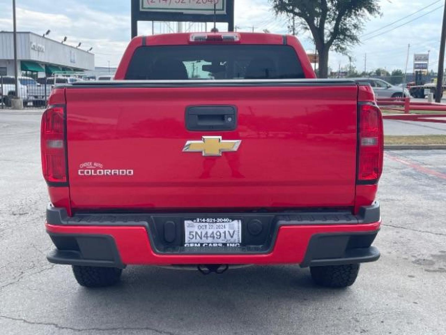 2015 Red Rock Metallic Chevrolet Colorado Z71 Crew Cab 4WD Short Box (1GCGTCE34F1) with an 3.6L V6 DOHC 24V GAS engine, 6-Speed Automatic transmission, located at 12182 Garland Rd, Dallas, TX, 75218, (214) 521-2040, 0.000000, 0.000000 - Photo#5