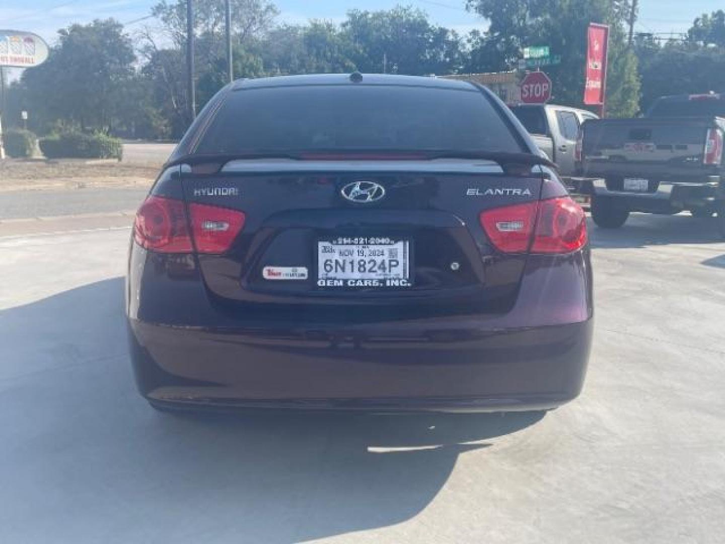 2008 Carbon Gray Hyundai Elantra SE (KMHDU46D08U) with an 2.0L L4 DOHC 16V engine, located at 12182 Garland Rd, Dallas, TX, 75218, (214) 521-2040, 0.000000, 0.000000 - Photo#9