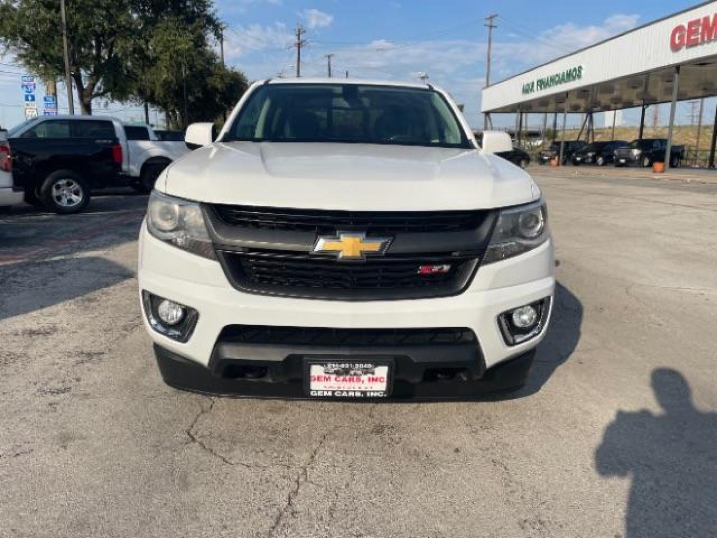 2017 Summit White Chevrolet Colorado Z71 Crew Cab 2WD Short Box (1GCGSDEN6H1) with an 3.6L V6 DOHC 24V GAS engine, 6-Speed Automatic transmission, located at 12182 Garland Rd, Dallas, TX, 75218, (214) 521-2040, 0.000000, 0.000000 - Photo#1