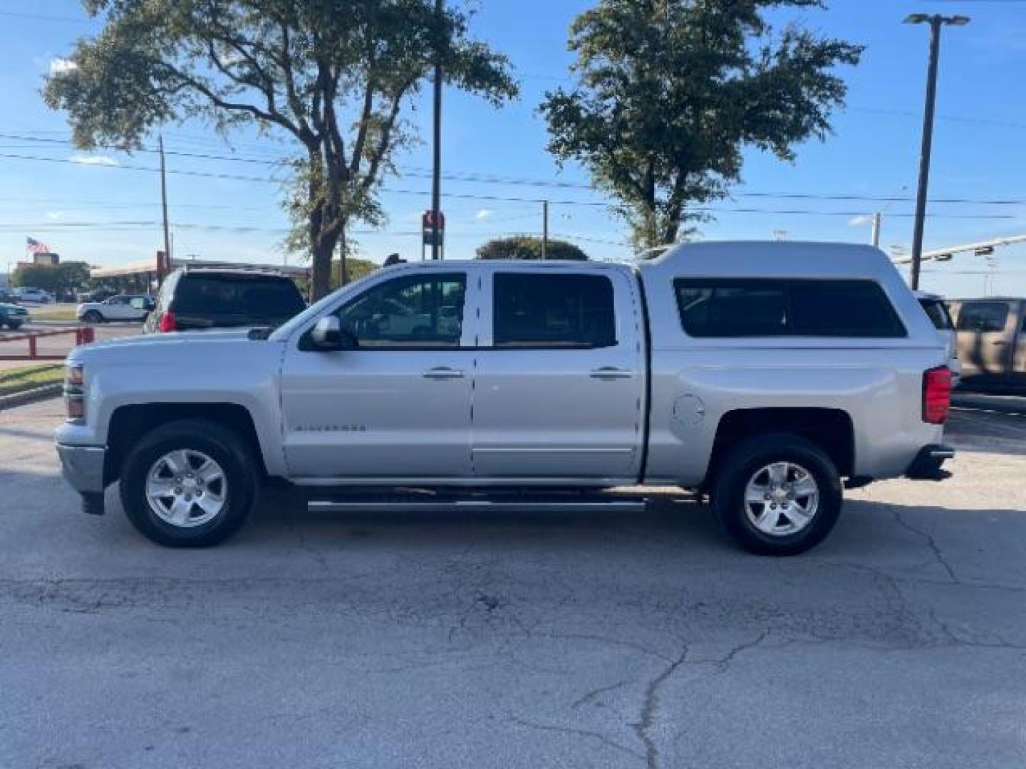 2015 Silver Ice Metallic Chevrolet Silverado 1500 LT Crew Cab 2WD (3GCPCREC1FG) with an 5.3L V8 OHV 16V engine, 6-Speed Automatic transmission, located at 12182 Garland Rd, Dallas, TX, 75218, (214) 521-2040, 0.000000, 0.000000 - Photo#1