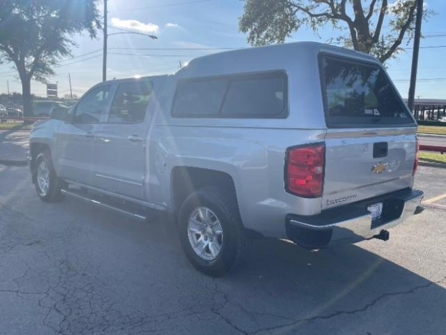 2015 Silver Ice Metallic Chevrolet Silverado 1500 LT Crew Cab 2WD (3GCPCREC1FG) with an 5.3L V8 OHV 16V engine, 6-Speed Automatic transmission, located at 12182 Garland Rd, Dallas, TX, 75218, (214) 521-2040, 0.000000, 0.000000 - Photo#6