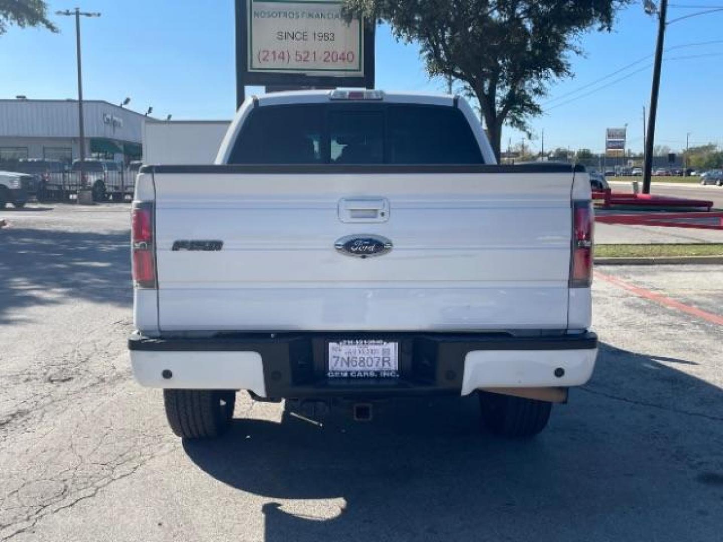 2013 Oxford White /Black Leather Trim Buckets Ford F-150 FX4 SuperCrew 5.5-ft. Bed 4WD (1FTFW1ET4DK) with an 3.5L V6 TURBO engine, 6-Speed Automatic transmission, located at 12182 Garland Rd, Dallas, TX, 75218, (214) 521-2040, 0.000000, 0.000000 - Photo#5