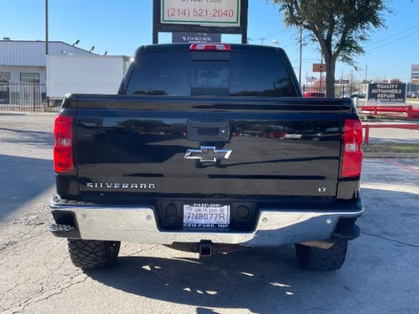 2018 Black /Dark Ash Seats w/Jet Chevrolet Silverado 1500 LT Crew Cab 2WD (3GCPCREC3JG) with an 5.3L V8 OHV 16V engine, 6-Speed Automatic transmission, located at 12182 Garland Rd, Dallas, TX, 75218, (214) 521-2040, 0.000000, 0.000000 - Photo#5