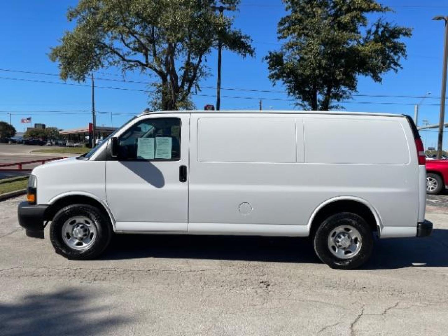 2018 Summit White Chevrolet Express 2500 Cargo (1GCWGAFG4J1) with an 6.0L V8 OHV 16V FFV engine, 6-Speed Automatic transmission, located at 12182 Garland Rd, Dallas, TX, 75218, (214) 521-2040, 0.000000, 0.000000 - Photo#1