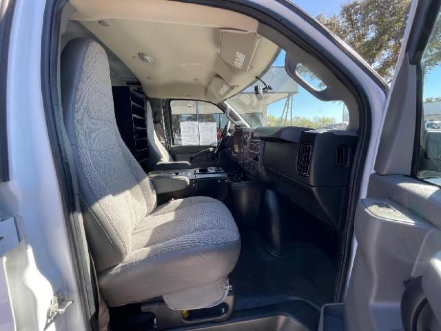 2018 Summit White Chevrolet Express 2500 Cargo (1GCWGAFG4J1) with an 6.0L V8 OHV 16V FFV engine, 6-Speed Automatic transmission, located at 12182 Garland Rd, Dallas, TX, 75218, (214) 521-2040, 0.000000, 0.000000 - Photo#8