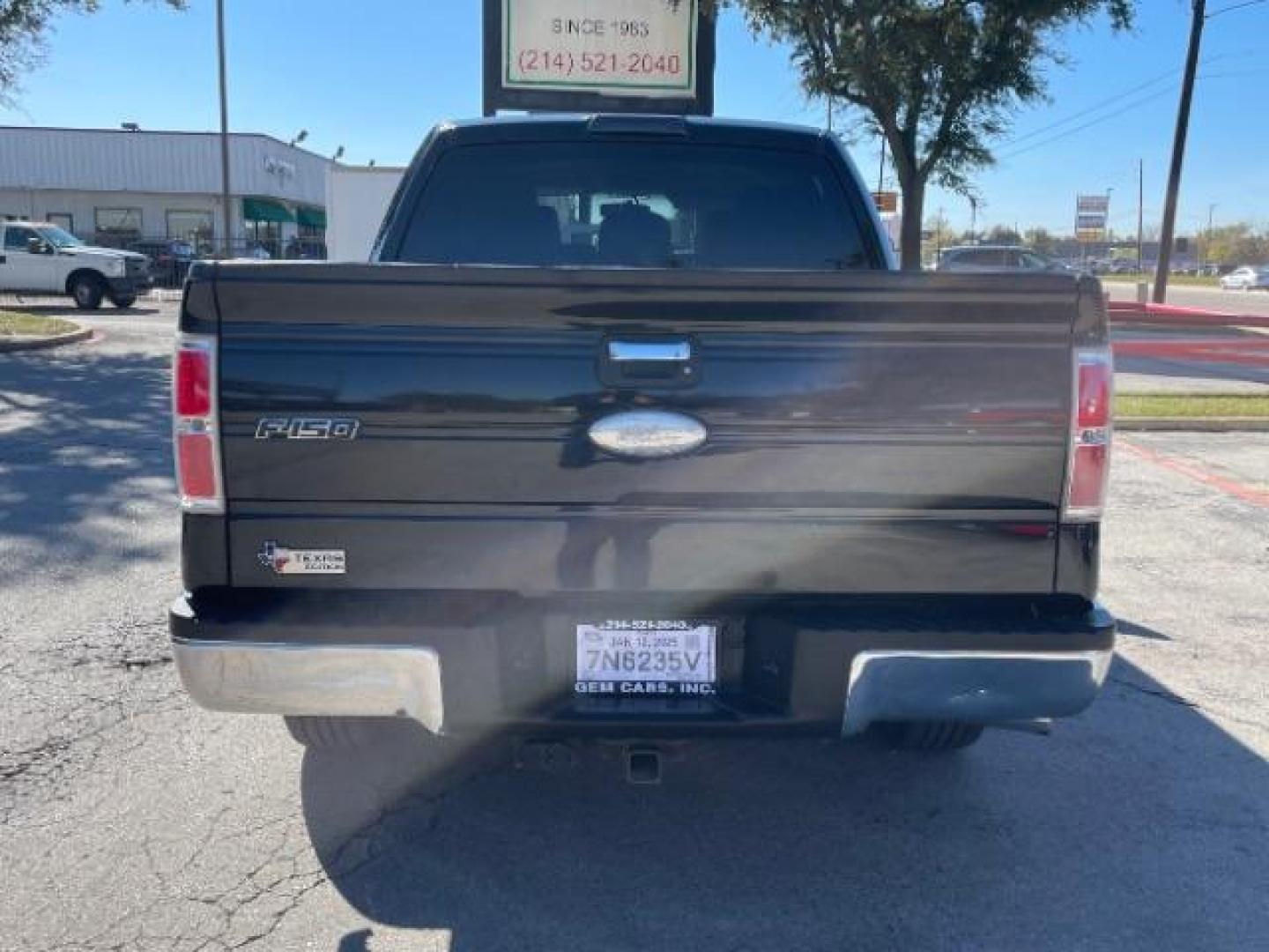 2012 Tuxedo Black Metallic Ford F-150 XLT SuperCrew 5.5-ft. Bed 2WD (1FTFW1CTXCF) with an 3.5L V6 TURBO engine, 6-Speed Automatic transmission, located at 12182 Garland Rd, Dallas, TX, 75218, (214) 521-2040, 0.000000, 0.000000 - Photo#6