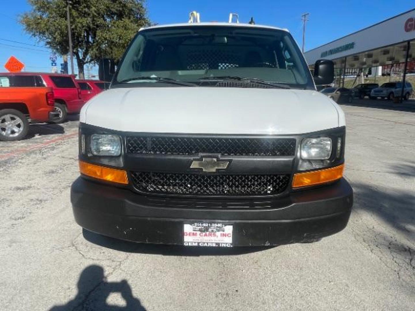 2016 Summit White Chevrolet Express 3500 Cargo Extended (1GCZGHFF8G1) with an 4.8L V8 FFV engine, 6-Speed Automatic transmission, located at 12182 Garland Rd, Dallas, TX, 75218, (214) 521-2040, 0.000000, 0.000000 - Photo#3