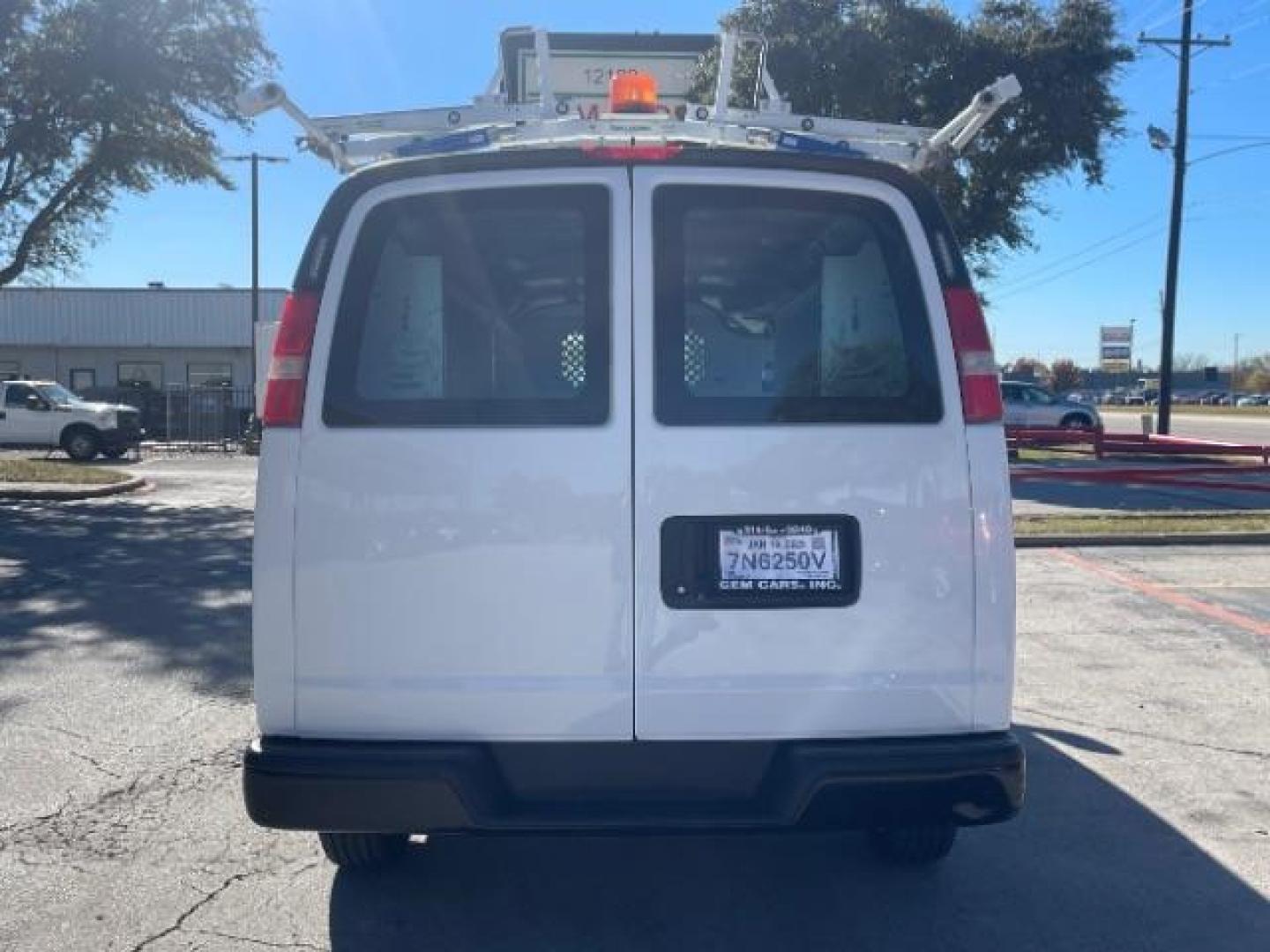 2016 Summit White Chevrolet Express 3500 Cargo Extended (1GCZGHFF8G1) with an 4.8L V8 FFV engine, 6-Speed Automatic transmission, located at 12182 Garland Rd, Dallas, TX, 75218, (214) 521-2040, 0.000000, 0.000000 - Photo#5