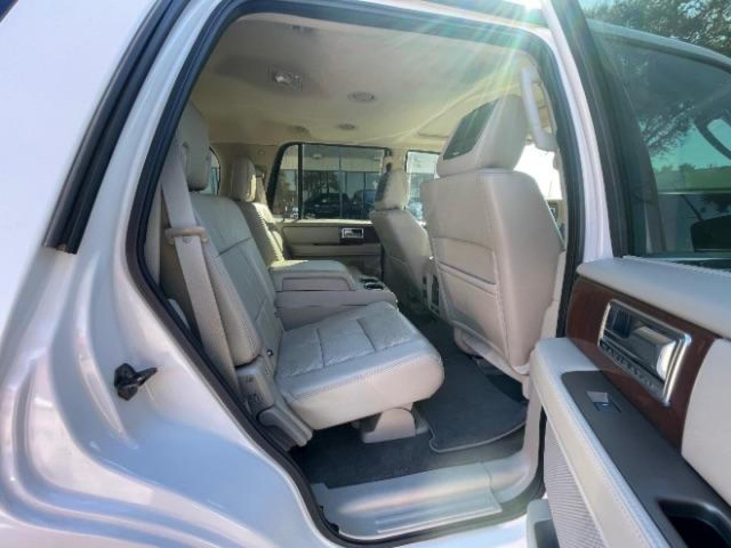 2011 White Platinum Metallic Tri Coat /Stone Leather Interior Lincoln Navigator 2WD (5LMJJ2H55BE) with an 5.4L V8 SOHC 24V engine, 6-Speed Automatic transmission, located at 12182 Garland Rd, Dallas, TX, 75218, (214) 521-2040, 0.000000, 0.000000 - Photo#7