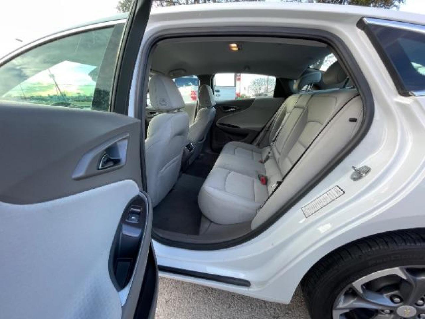 2022 Summit White Chevrolet Malibu LT (1G1ZD5ST3NF) with an 1.5L L4 DOHC 16V engine, 6-Speed Automatic transmission, located at 12182 Garland Rd, Dallas, TX, 75218, (214) 521-2040, 0.000000, 0.000000 - Photo#12