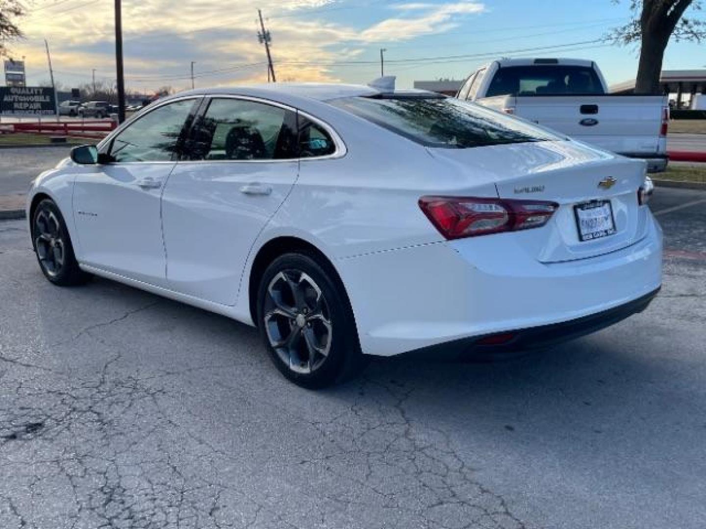 2022 Summit White Chevrolet Malibu LT (1G1ZD5ST3NF) with an 1.5L L4 DOHC 16V engine, 6-Speed Automatic transmission, located at 12182 Garland Rd, Dallas, TX, 75218, (214) 521-2040, 0.000000, 0.000000 - Photo#6