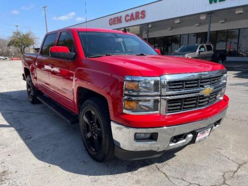 2015 Chevrolet Silverado CREW CAB PICKUP 4-DR