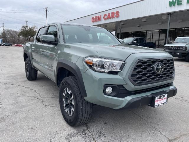 photo of 2023 Toyota Tacoma SR5